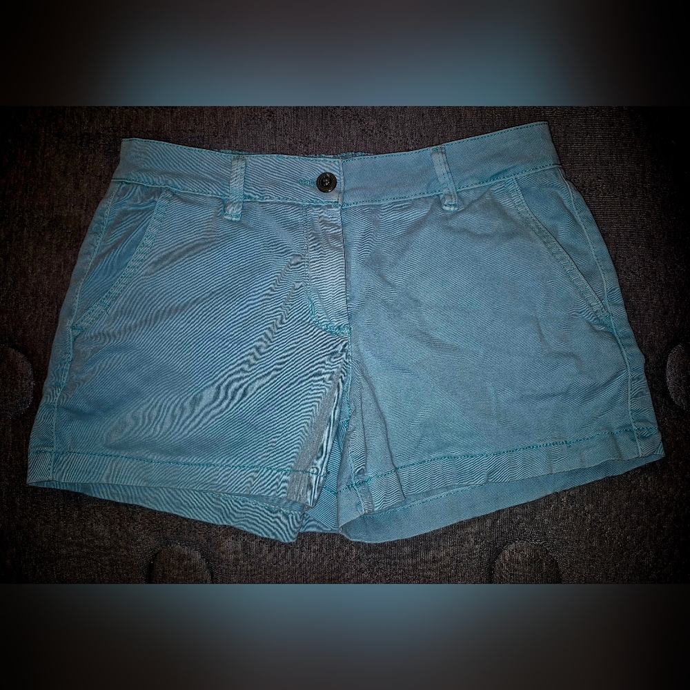 Women's Teal LAND N' SEA Casual Shorts. Size 4.